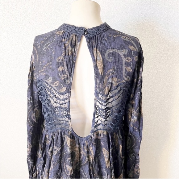 Free People Sweet Things Tunic Dress Blue Paisley Boho Lace Size M - Picture 7 of 10